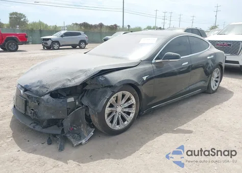 2017 Tesla Model S 60/75 из США, поврежденный, VIN 5YJSA1E11HF225893